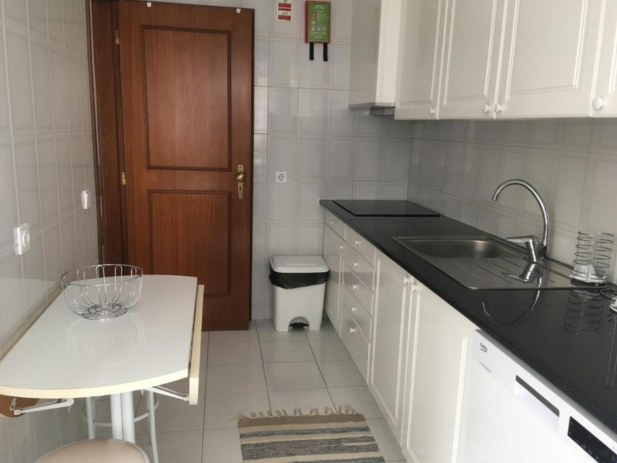 1a Atlantico - Casas & Papeis Armacao de Pera